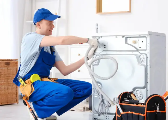 Servicio técnico a domicilio. Reparación de lavadoras por un especialista de Solution part